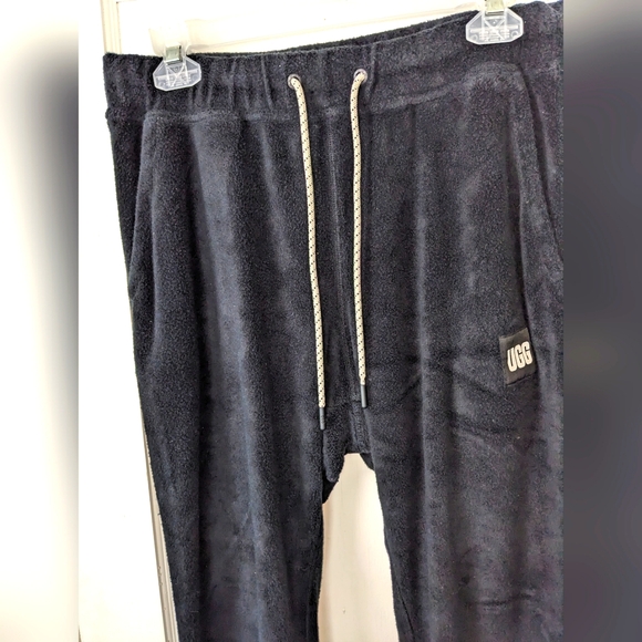 Ugg Men's Jogger Sweatpants - Picture 5 of 13
